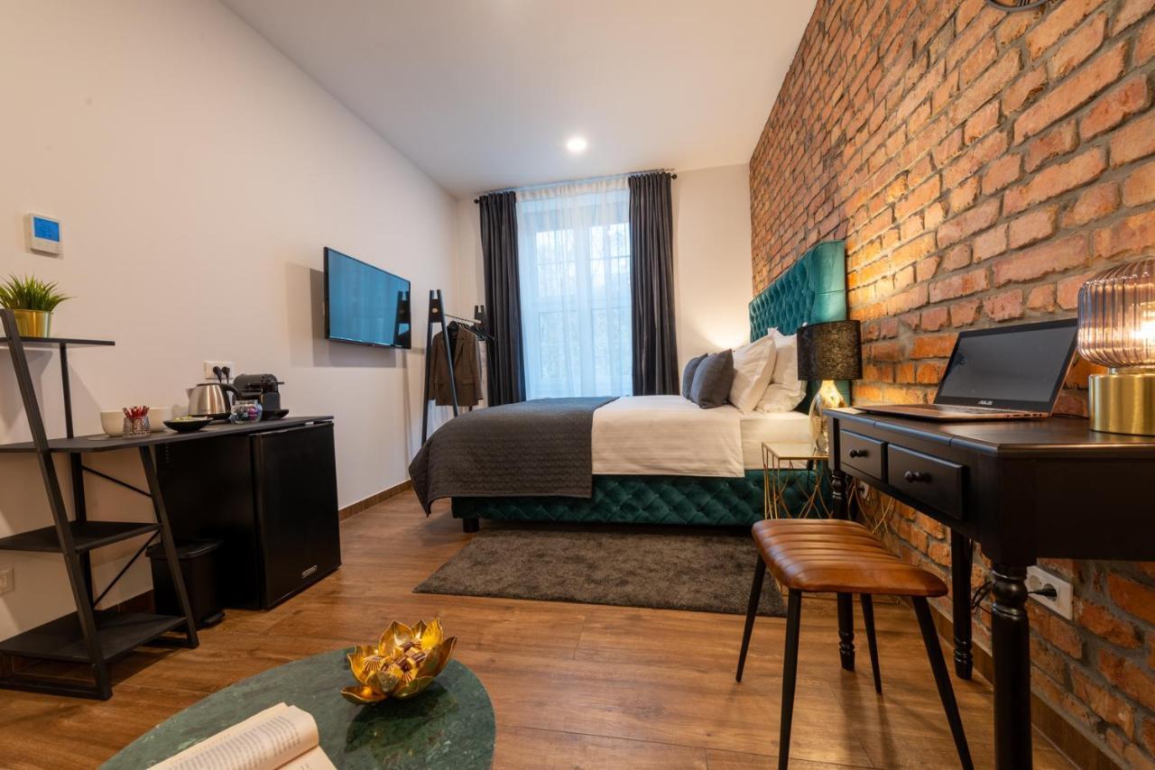 Brickwall Apartments ザグレブ エクステリア 写真